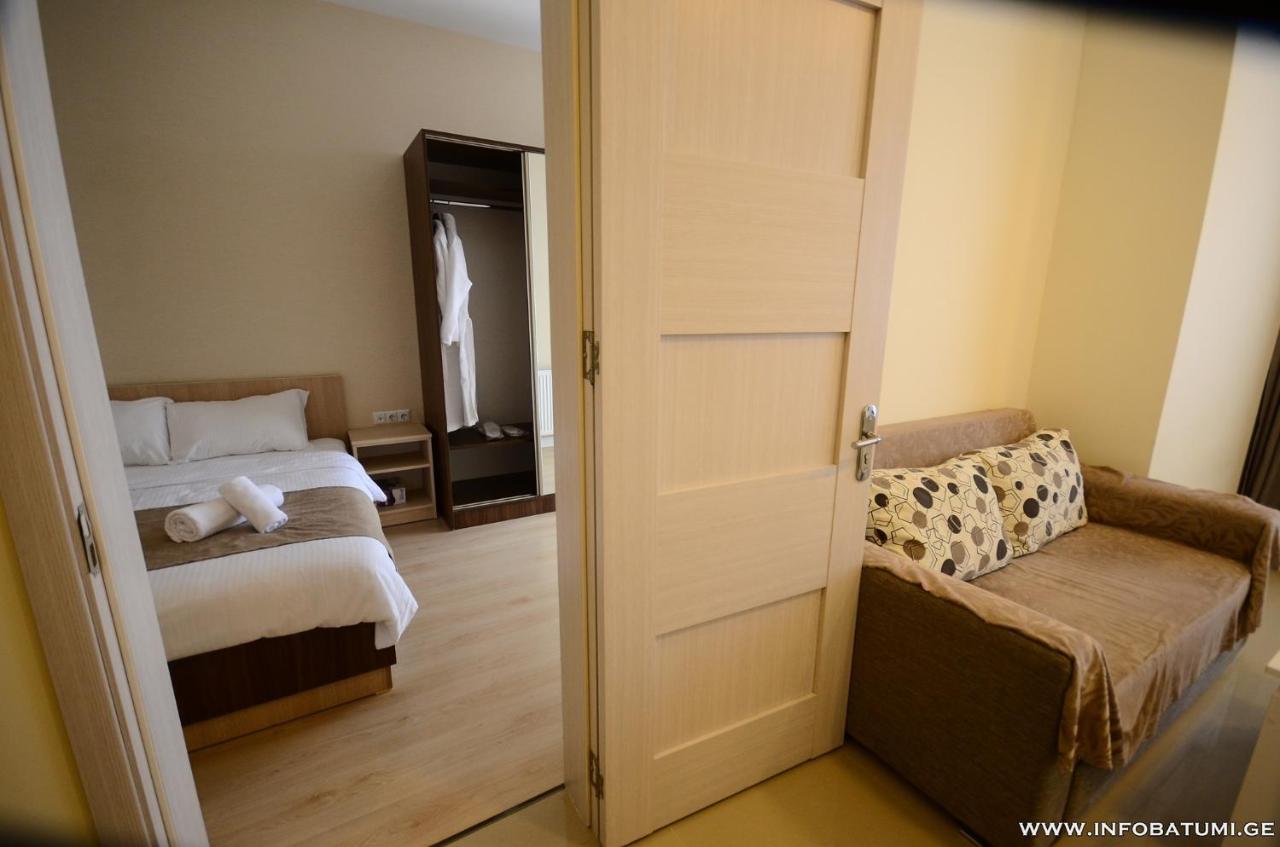 West Apartments Batumi Exterior foto